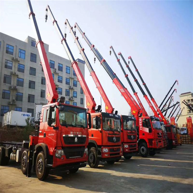 娄星租专业吊车电话