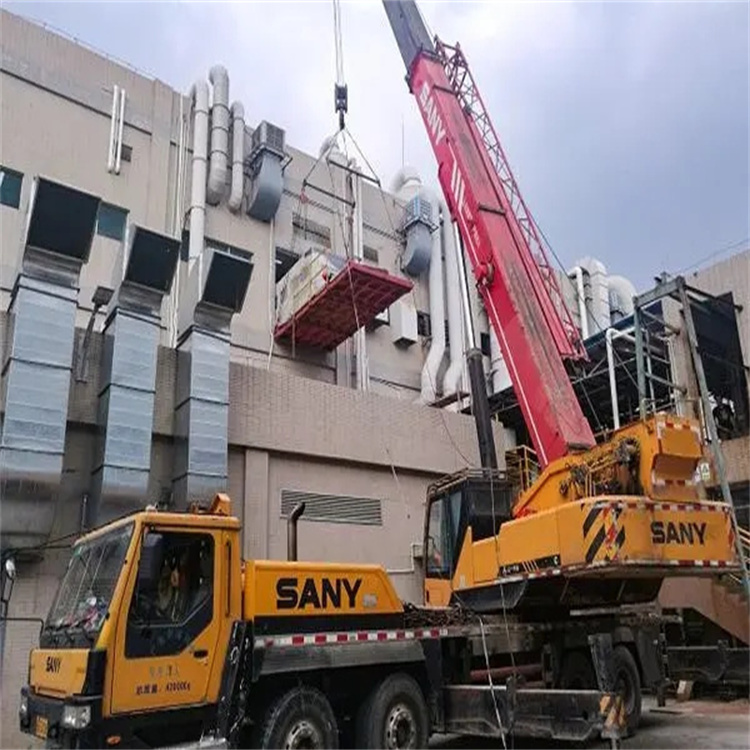 娄星租赁大型汽车吊，助力工程项目高效进行